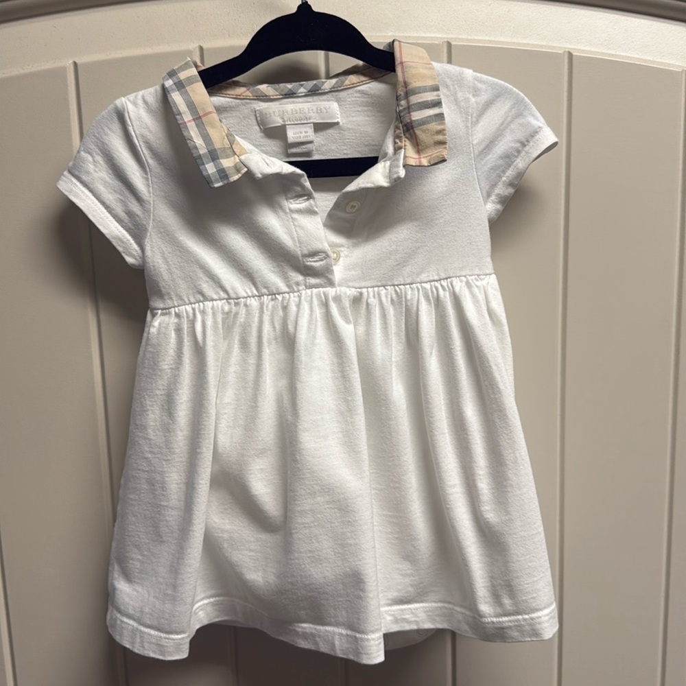 Burberry white collared cotton dress.